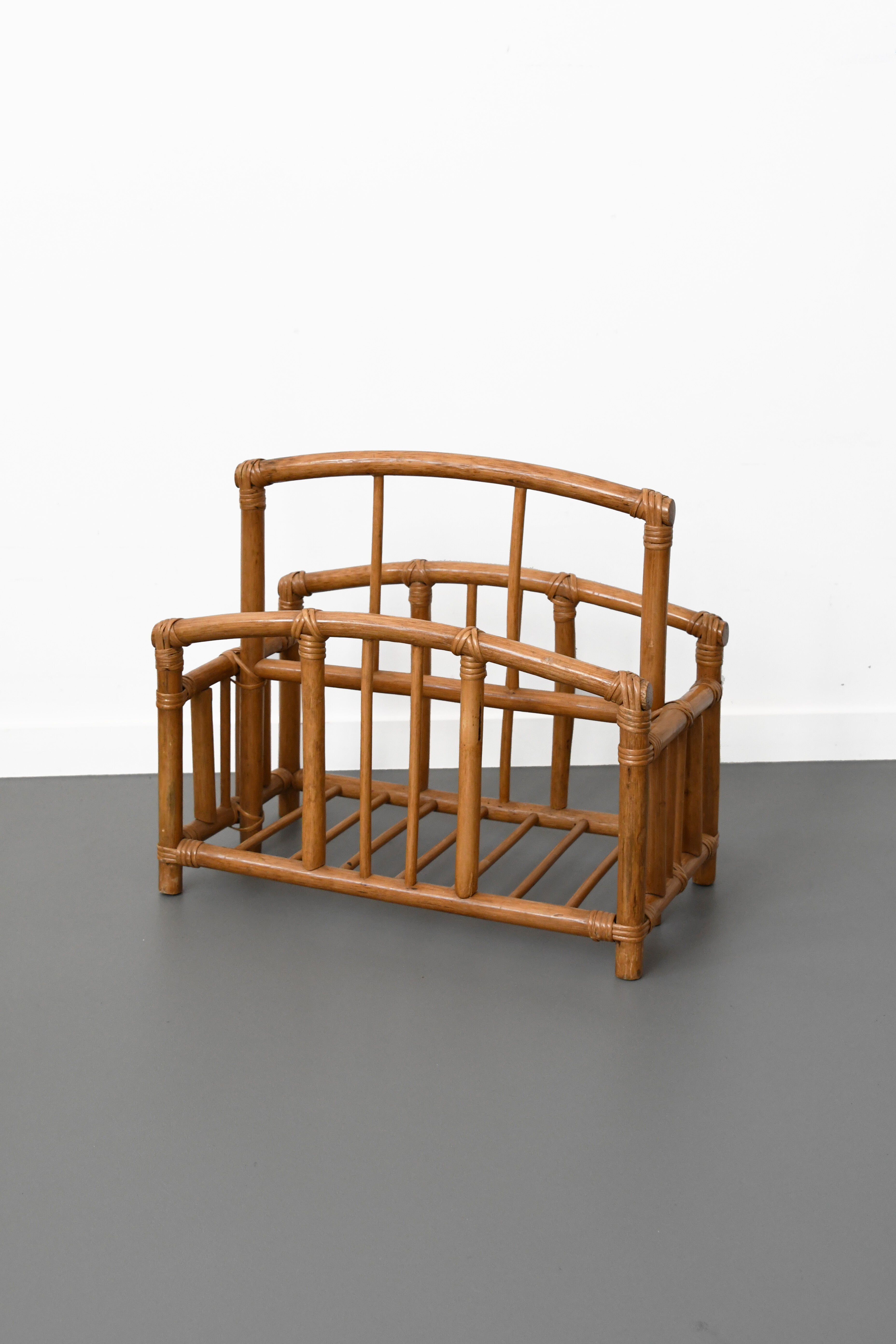 Bamboo rattan magazine door