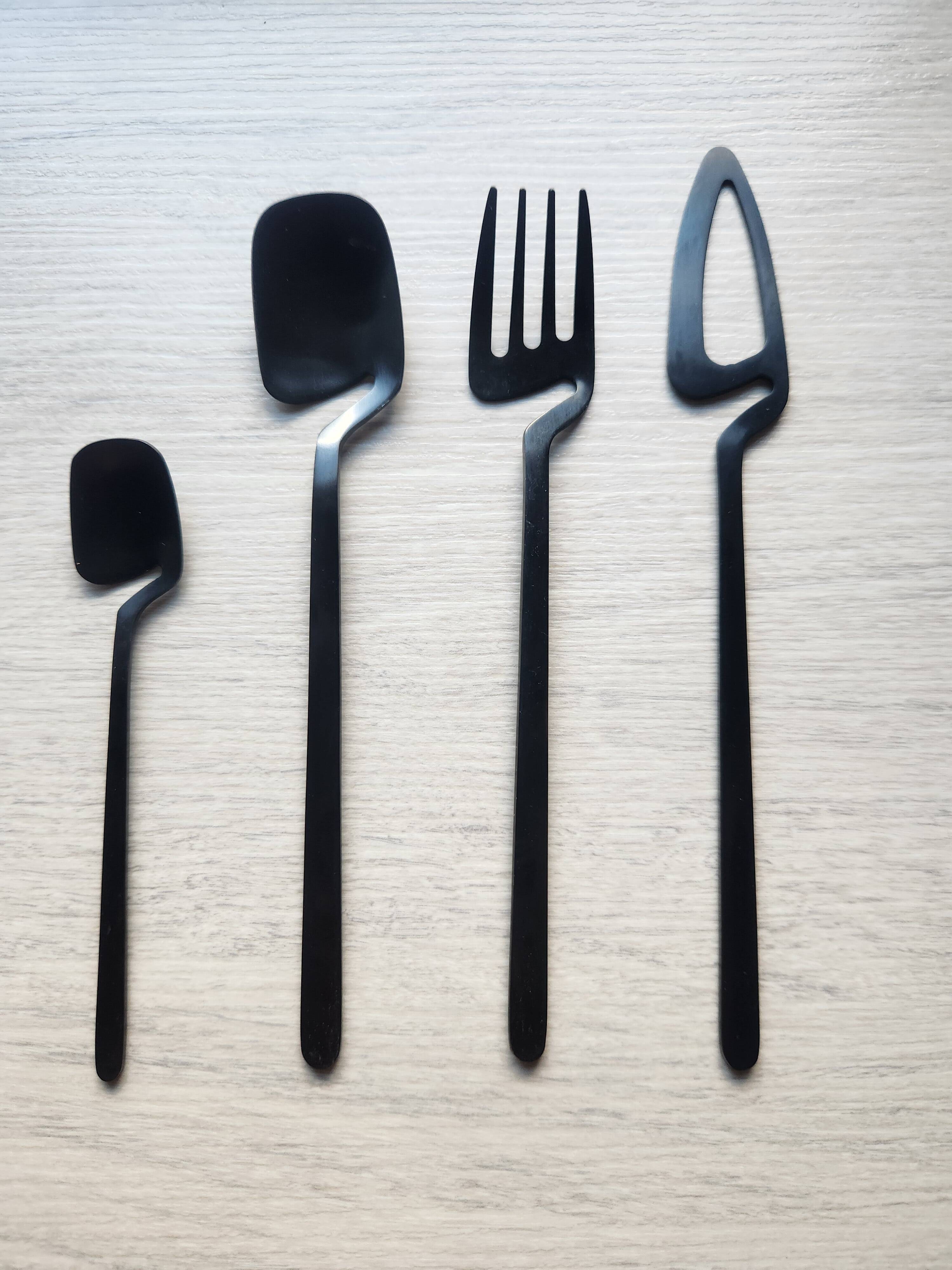 Ménagère inox noir Nendo designer japonais