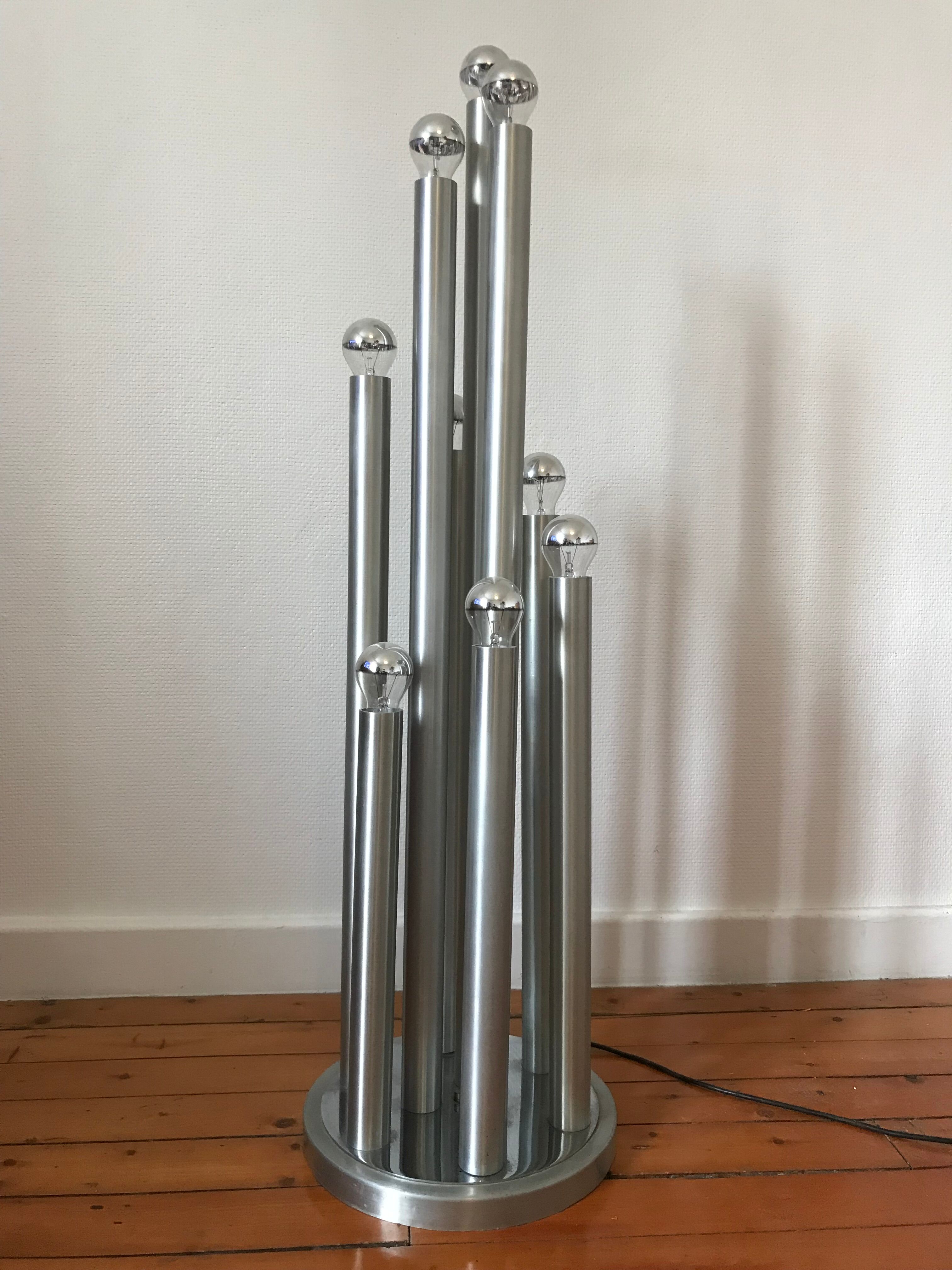 Organ floor lamp circa 1970