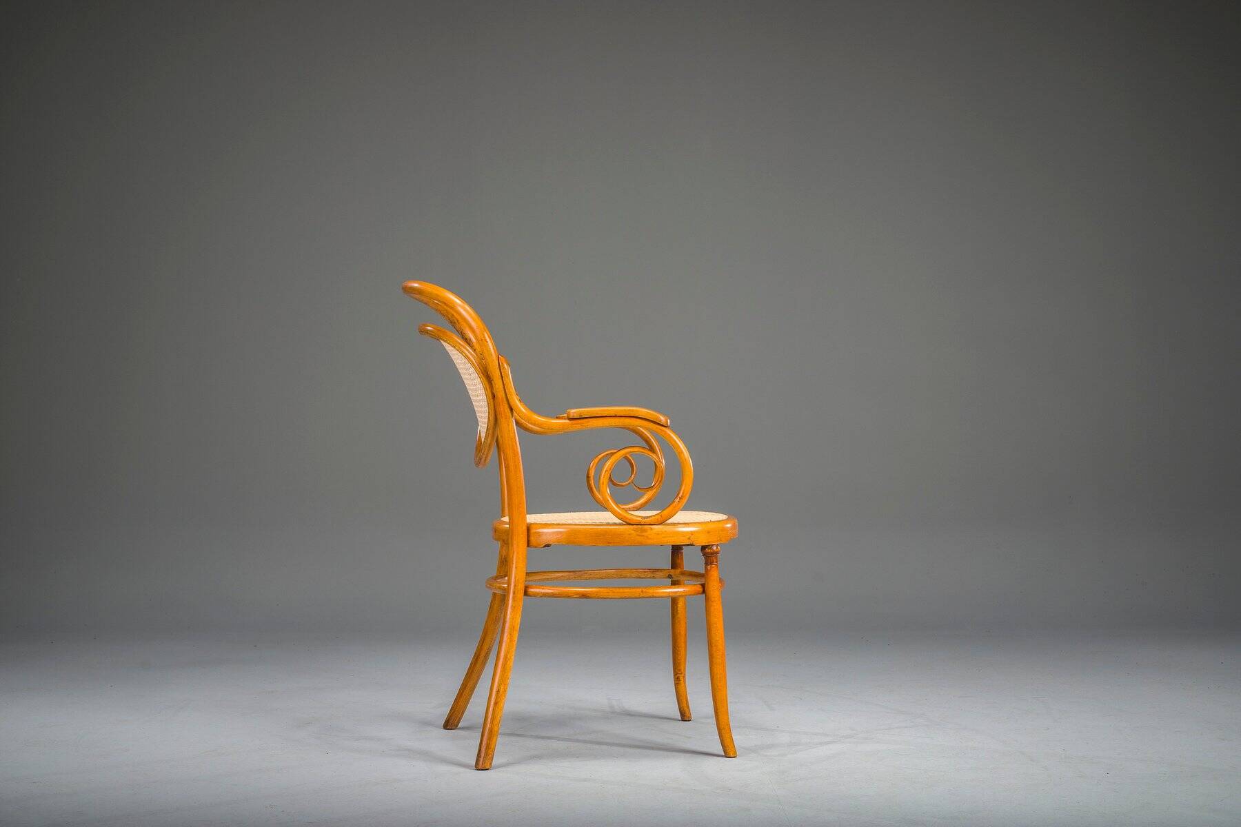 Antique Vienna chair from Thonet, 1860s