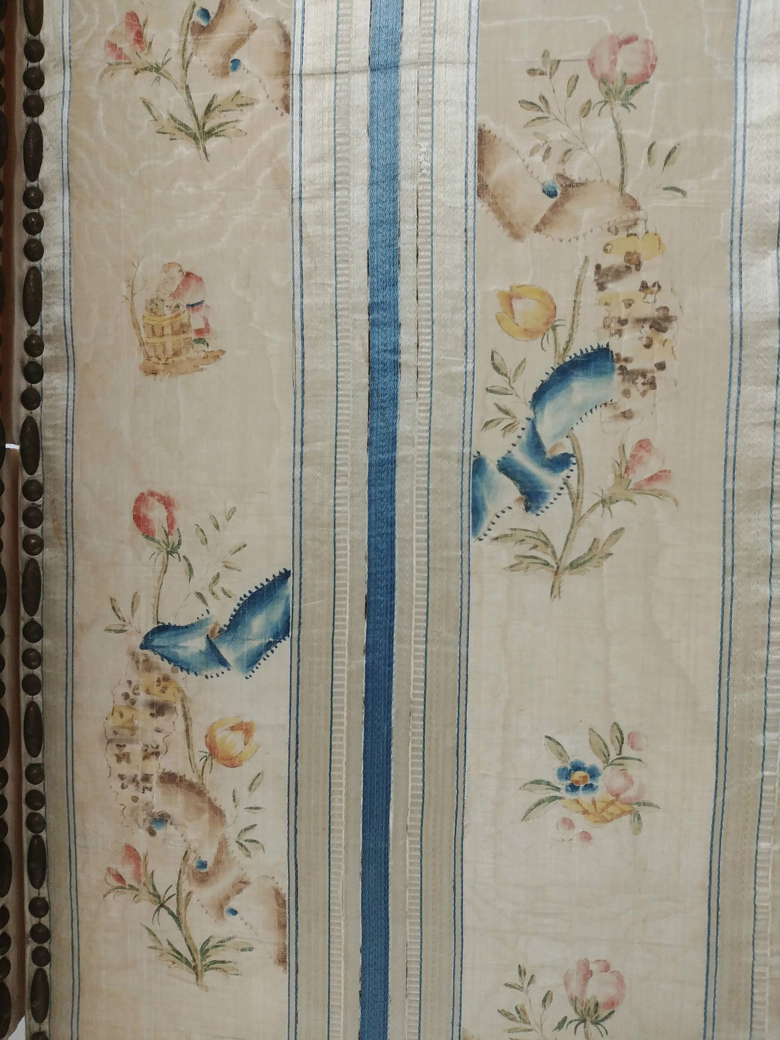Screen of epoch Louis XVI