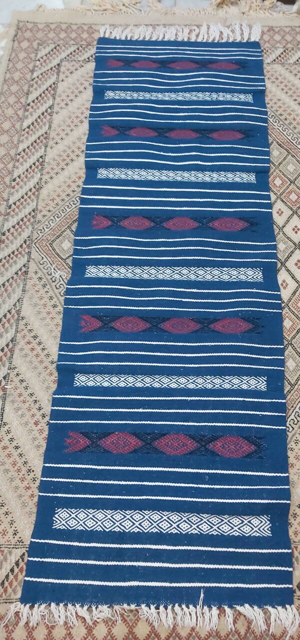 Tapis couloir bleu et blanc  fait main style berbère