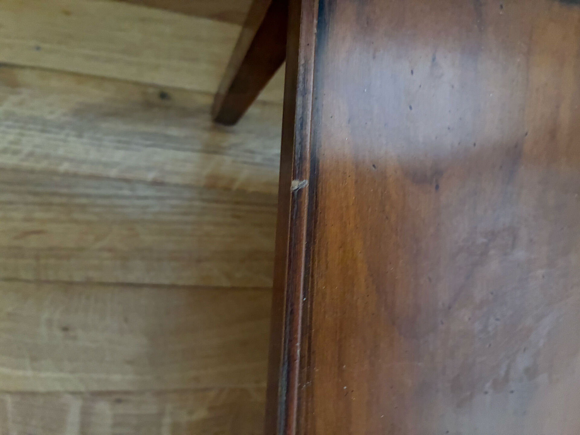 Small console bedside table