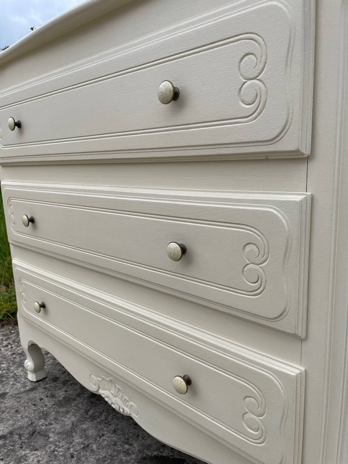 3 drawer chest of drawers