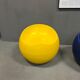 Paire de ball chairs yellow & blue