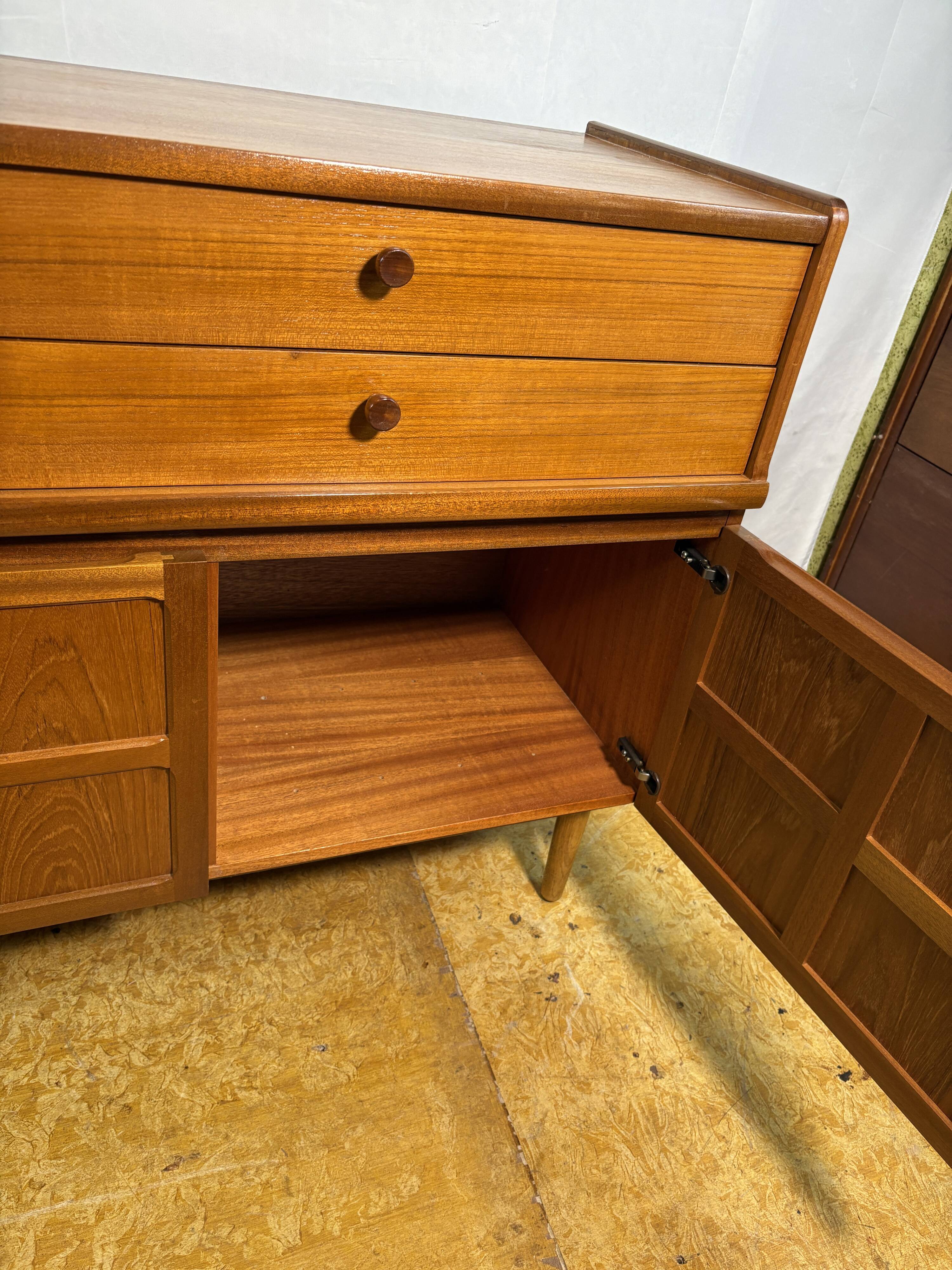 Mid Century Retro Vintage Teak Sideboard by Nathan 1960–1970 English Qualit