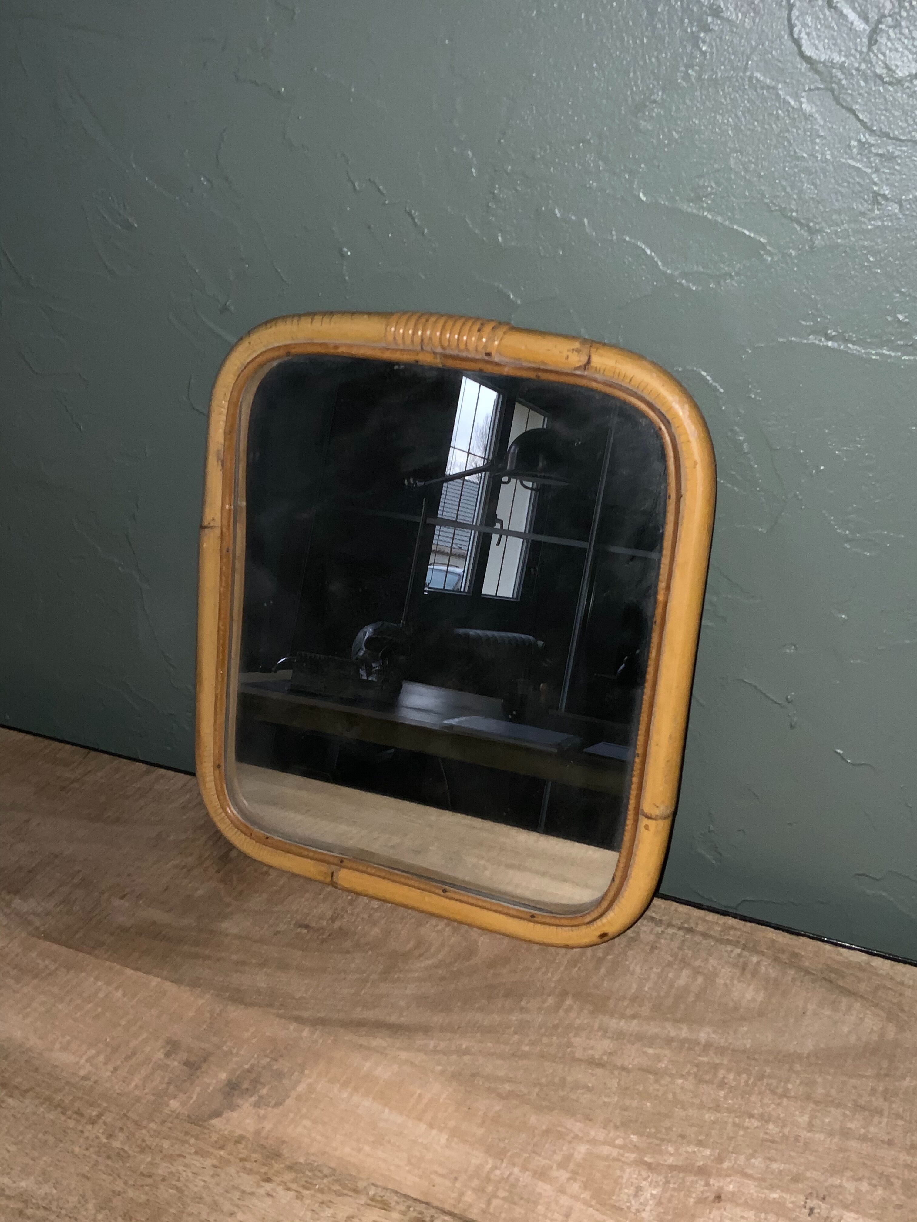 Bamboo-style mirror, 35x30cm