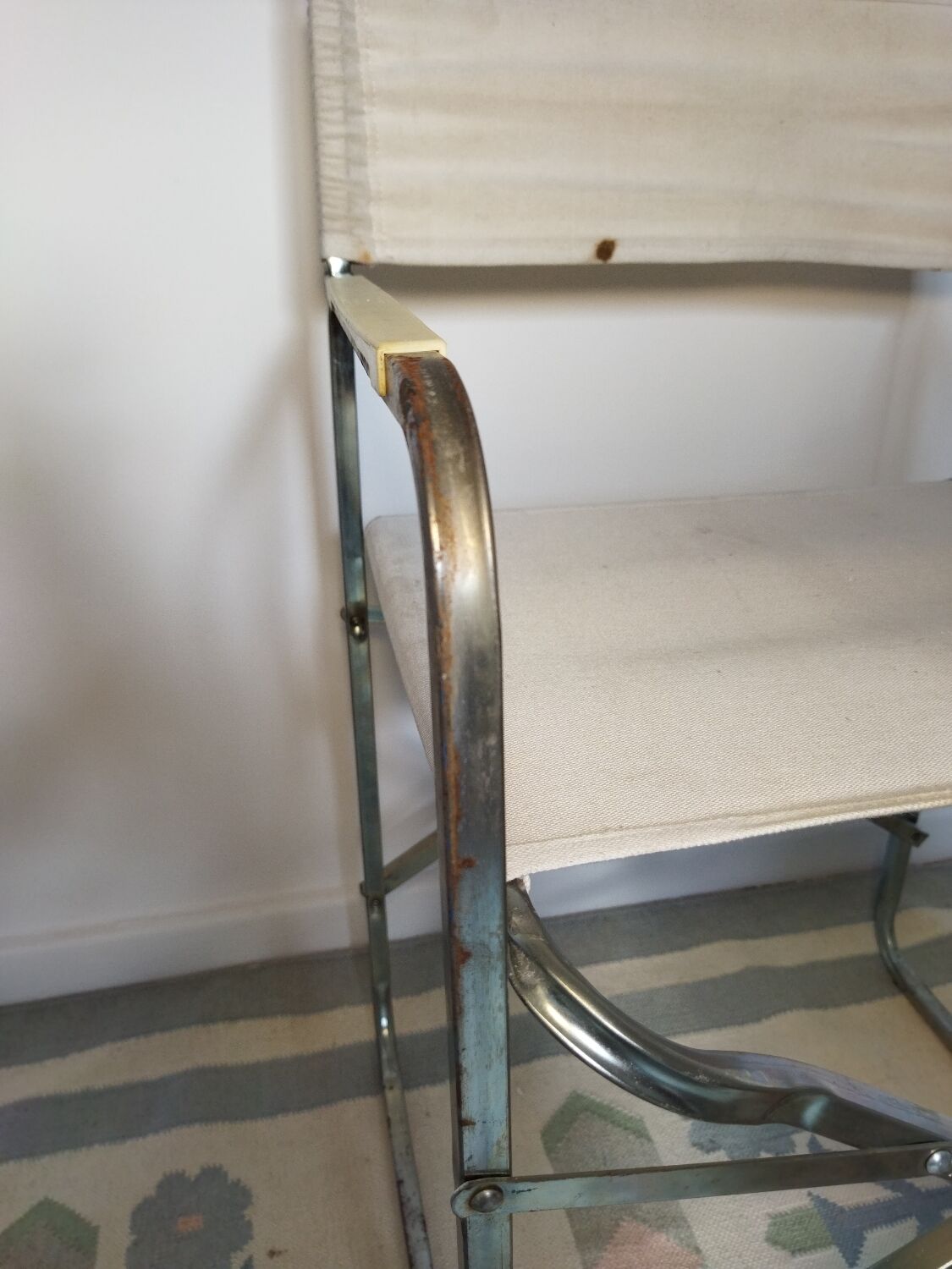 Italian folding chair