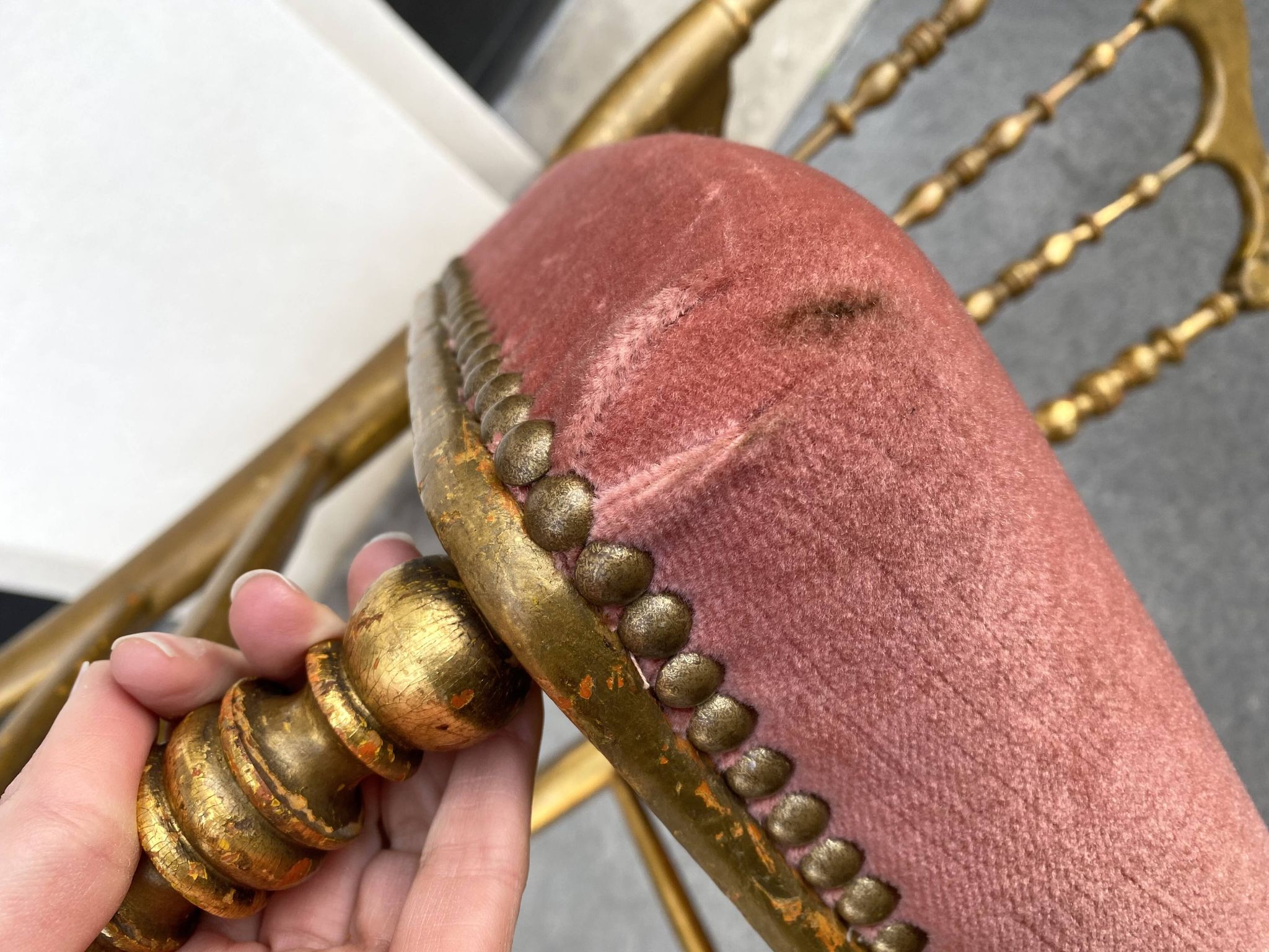 Napoleon III chair in gilded wood and pink velvet, old Chiavari wooden chair