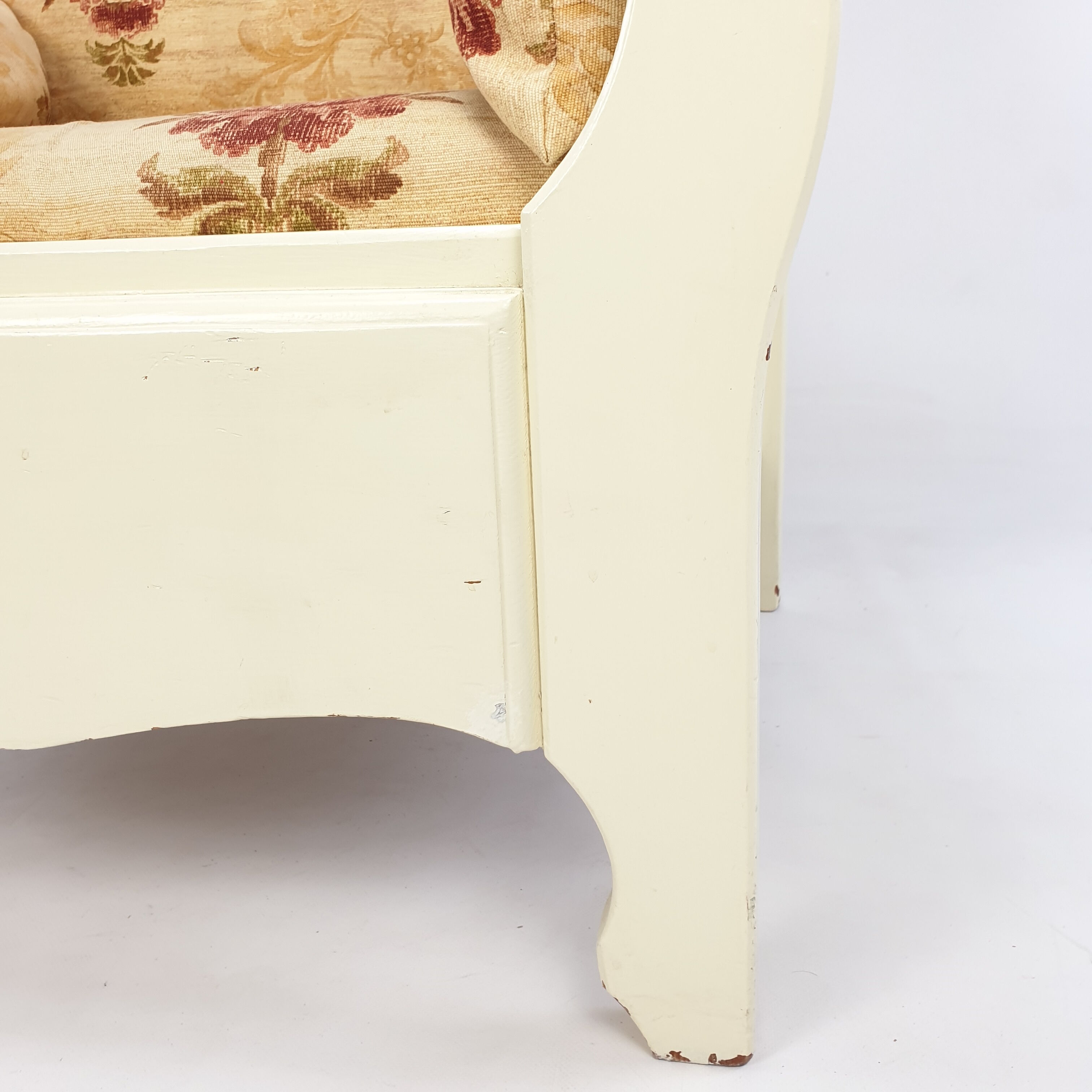 Fauteuil en bois avec des fleurs, années 80