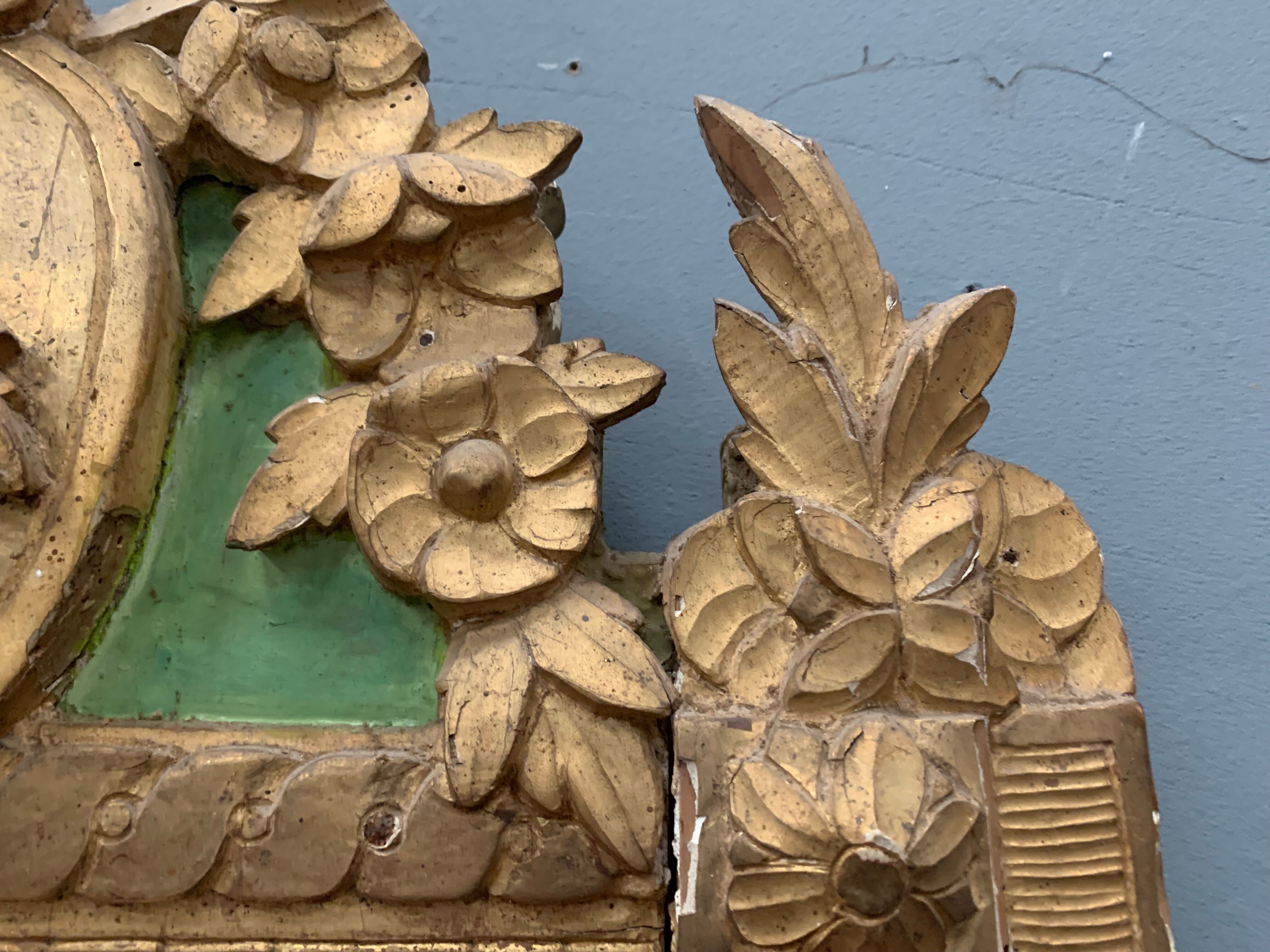 Louis XVI period mirror in gilded wood XVIII century