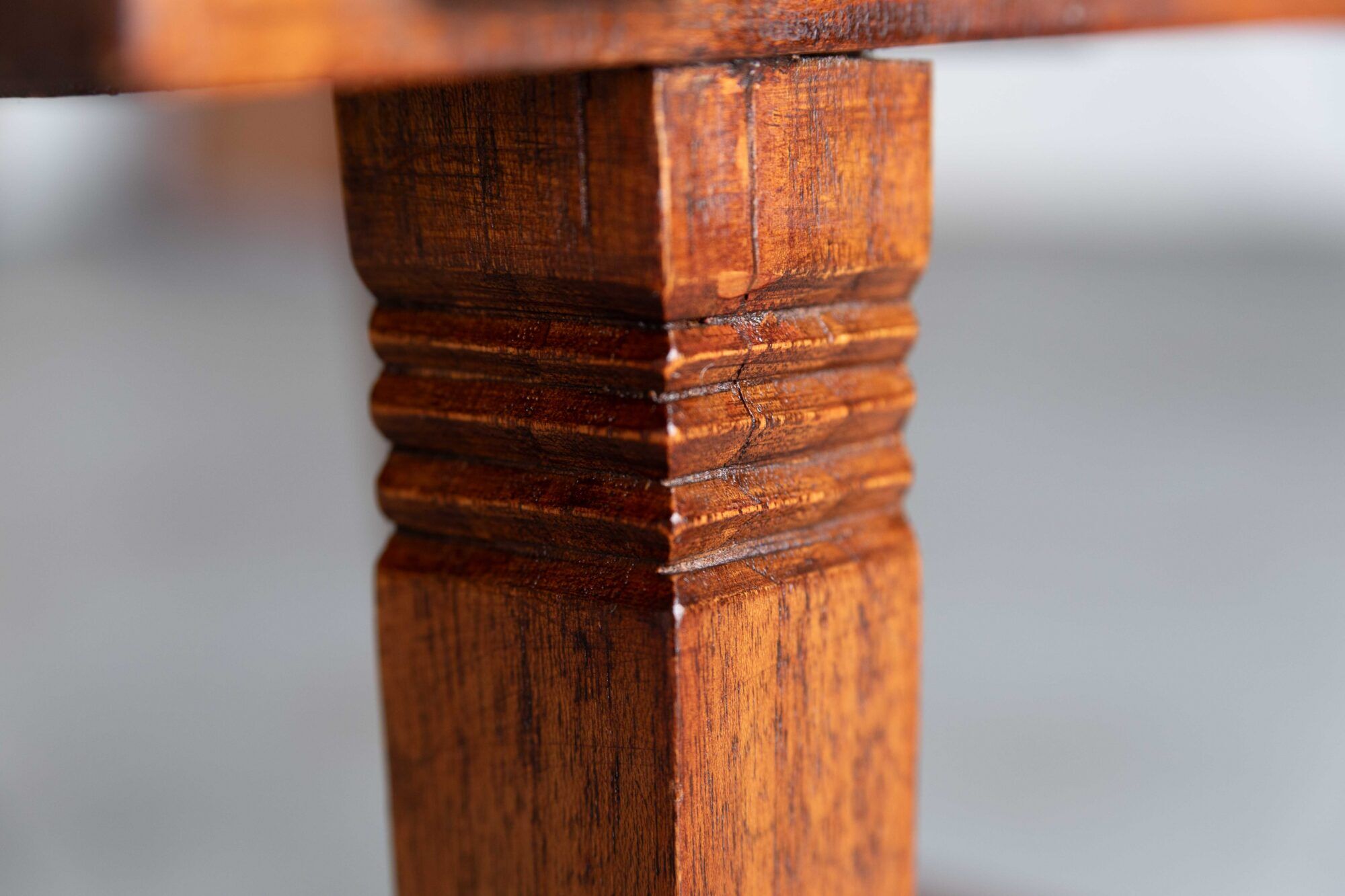 Chaises latérales javanaises