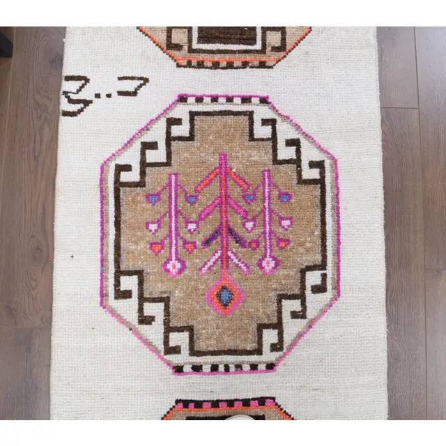 1980s Vintage Turkish Hand-Knotted Wool Cotton White Runner Rug 75x385