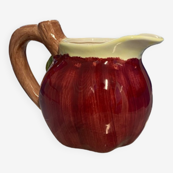 Apple pitcher