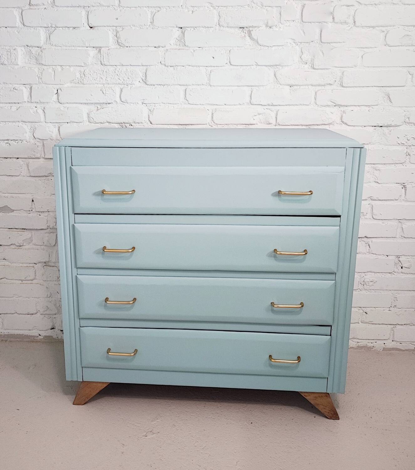Blue vintage chest of drawers
