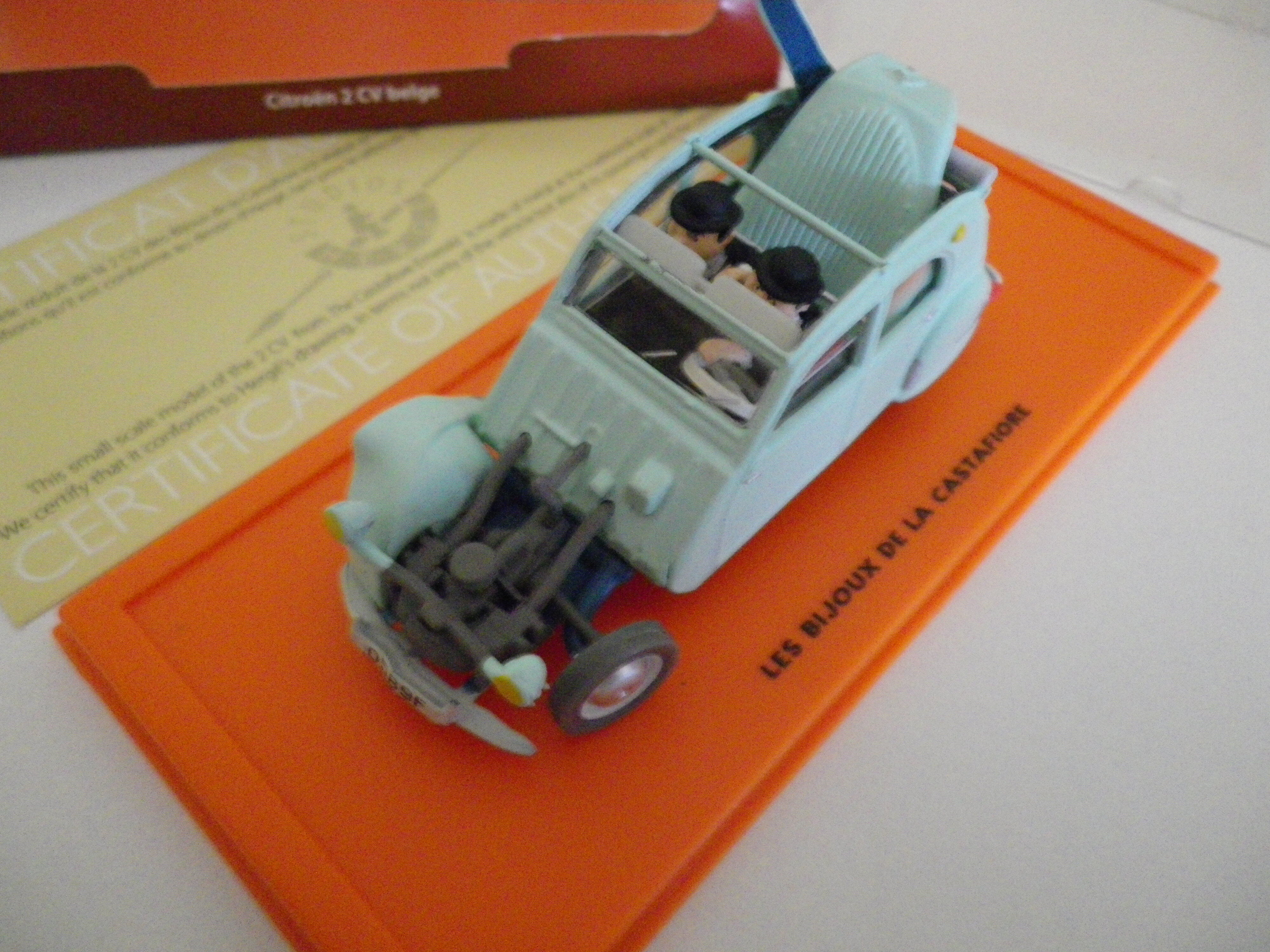 Lot of 5 Tintin collection cars, 1/43rd, original cases