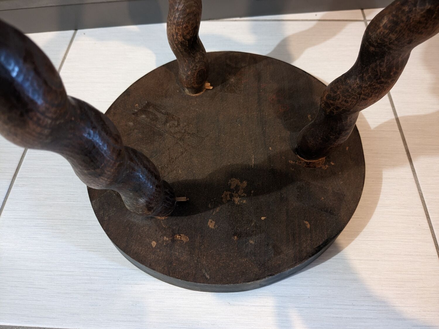 Tabouret style breton torsadé