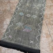 Moroccan silk hallway rug with cactus pattern: handwoven