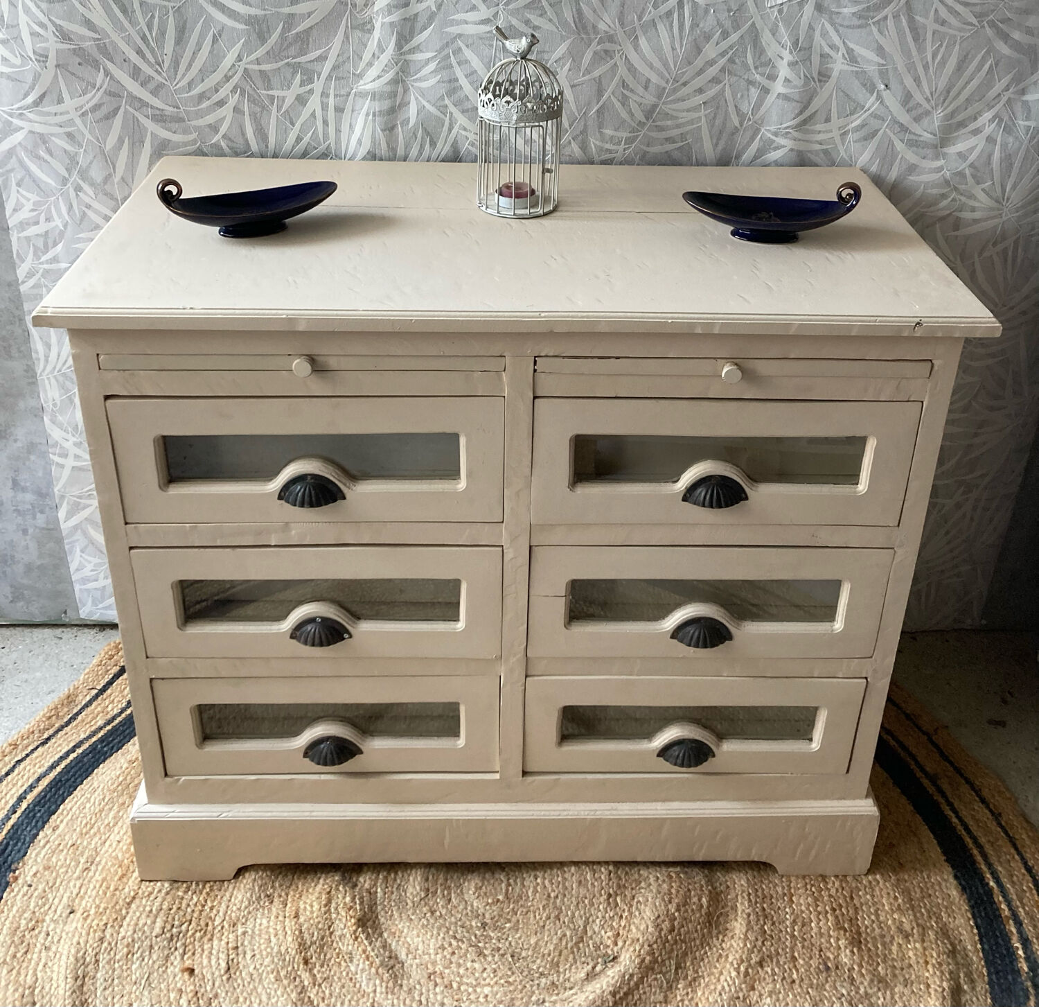 Furniture of grain trade