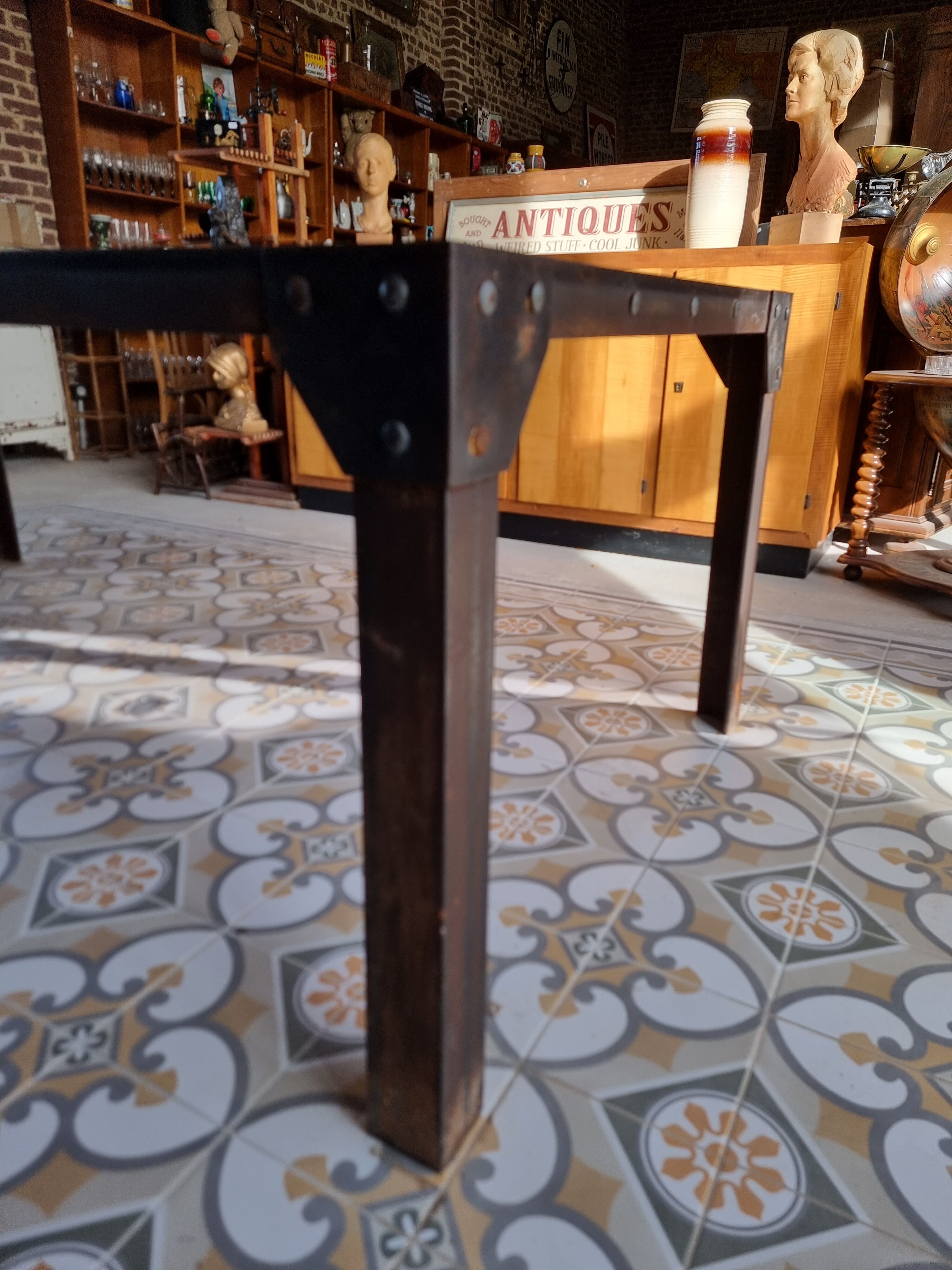 Industrial table