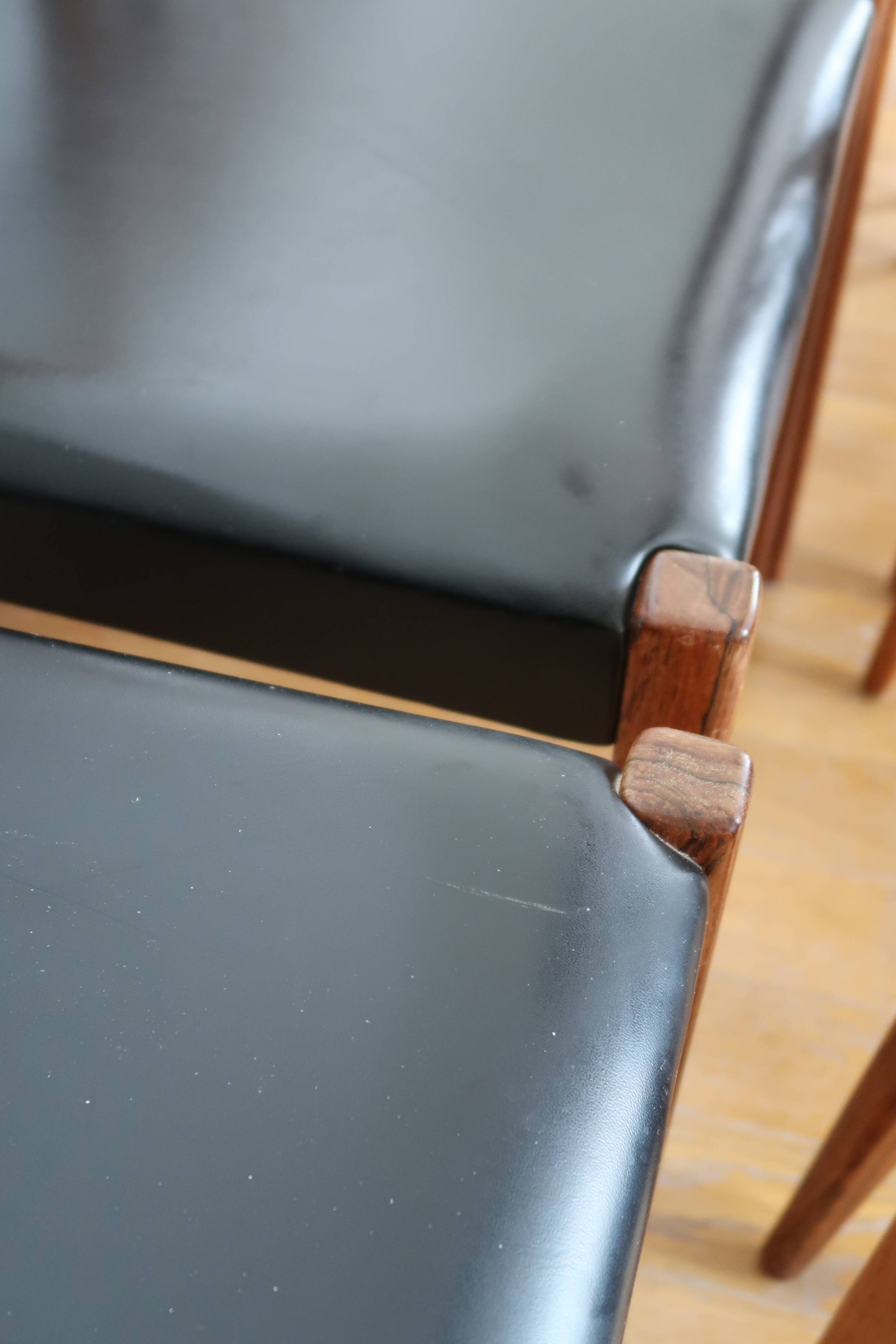 Lot de 8 chaises scandinaves palissandre skaï