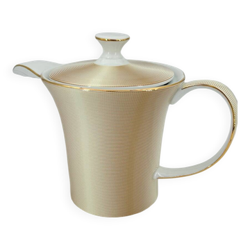 Le Galion porcelain teapot