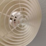 Lampe à suspension des années 70, métal laqué rouge avec plateau en plastique dur
