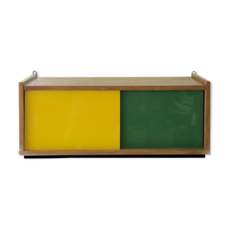 Wall shelf