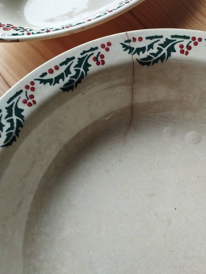 Holly tableware, ironstone, Hamage, Wolves Mill.