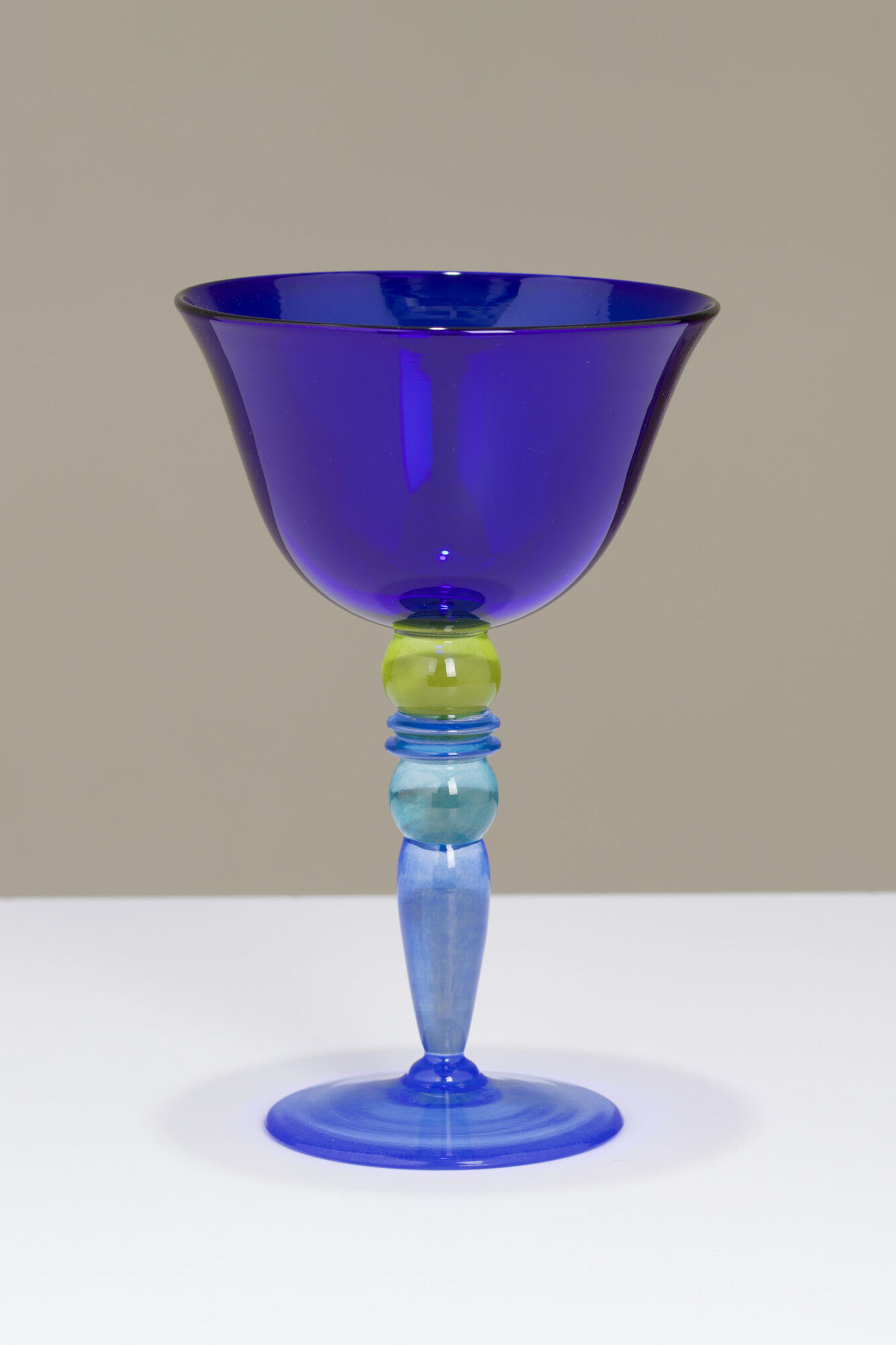 "Yuppie" glass - Anja Kjær and Darryle Hinz