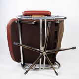 Fauteuil en cuir rouge et structure en métal danois 1960