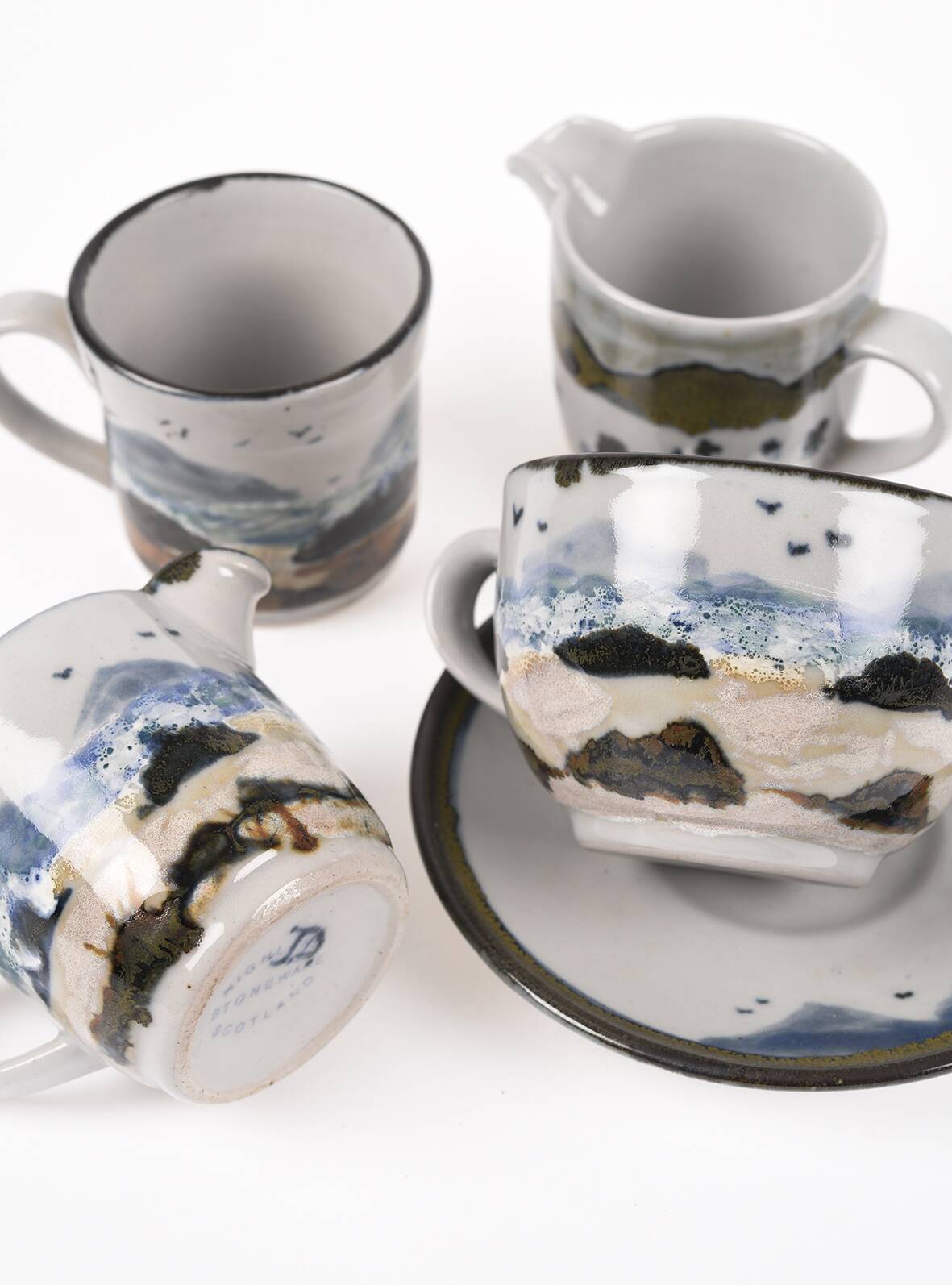 HIGHLAND STONEWARE coffee service, second hand.