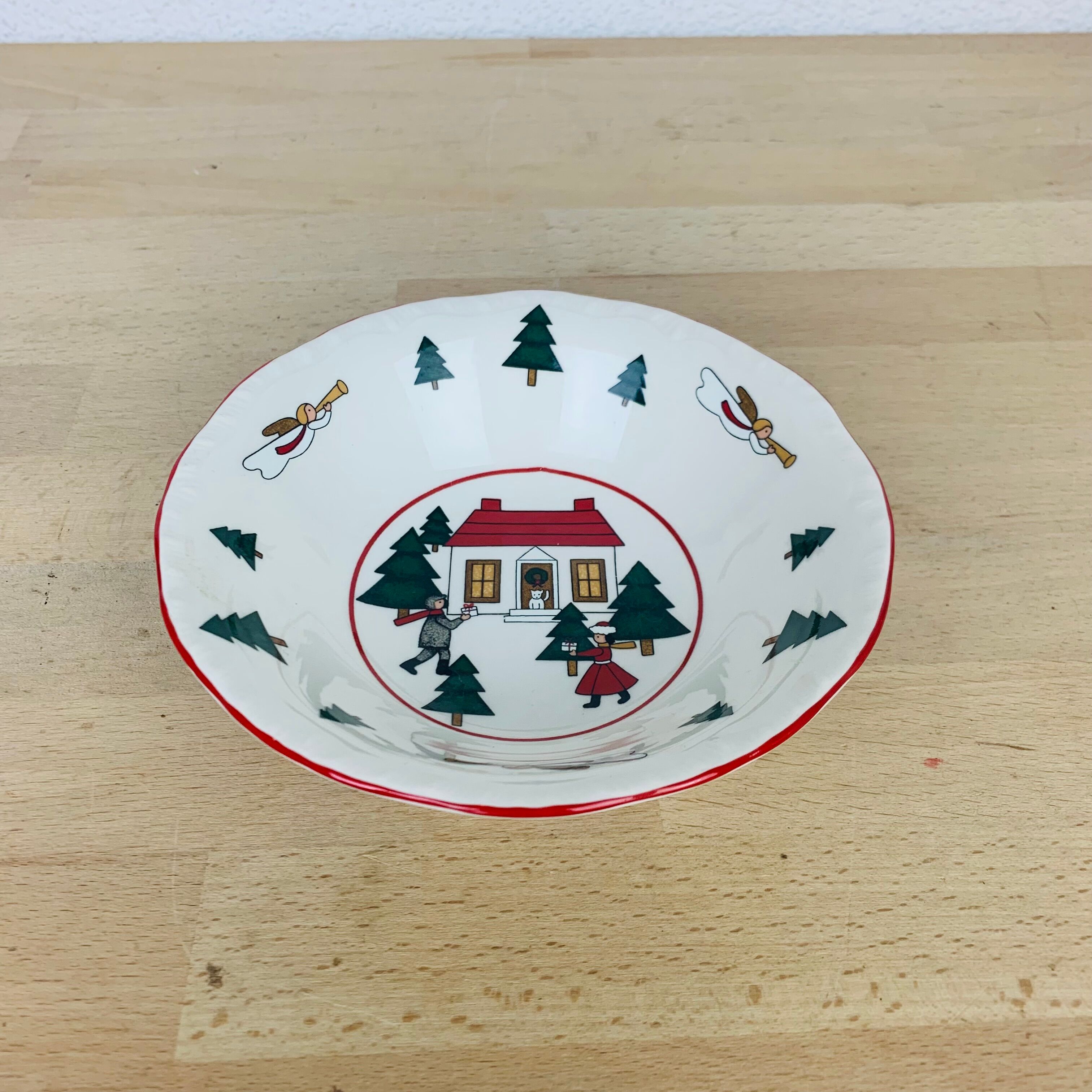 Empty pocket bowl Mason's Christmas Village ironstone
