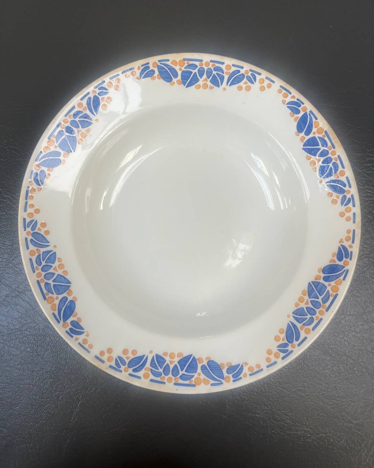 HBCM iron clay deep plates, Colette model