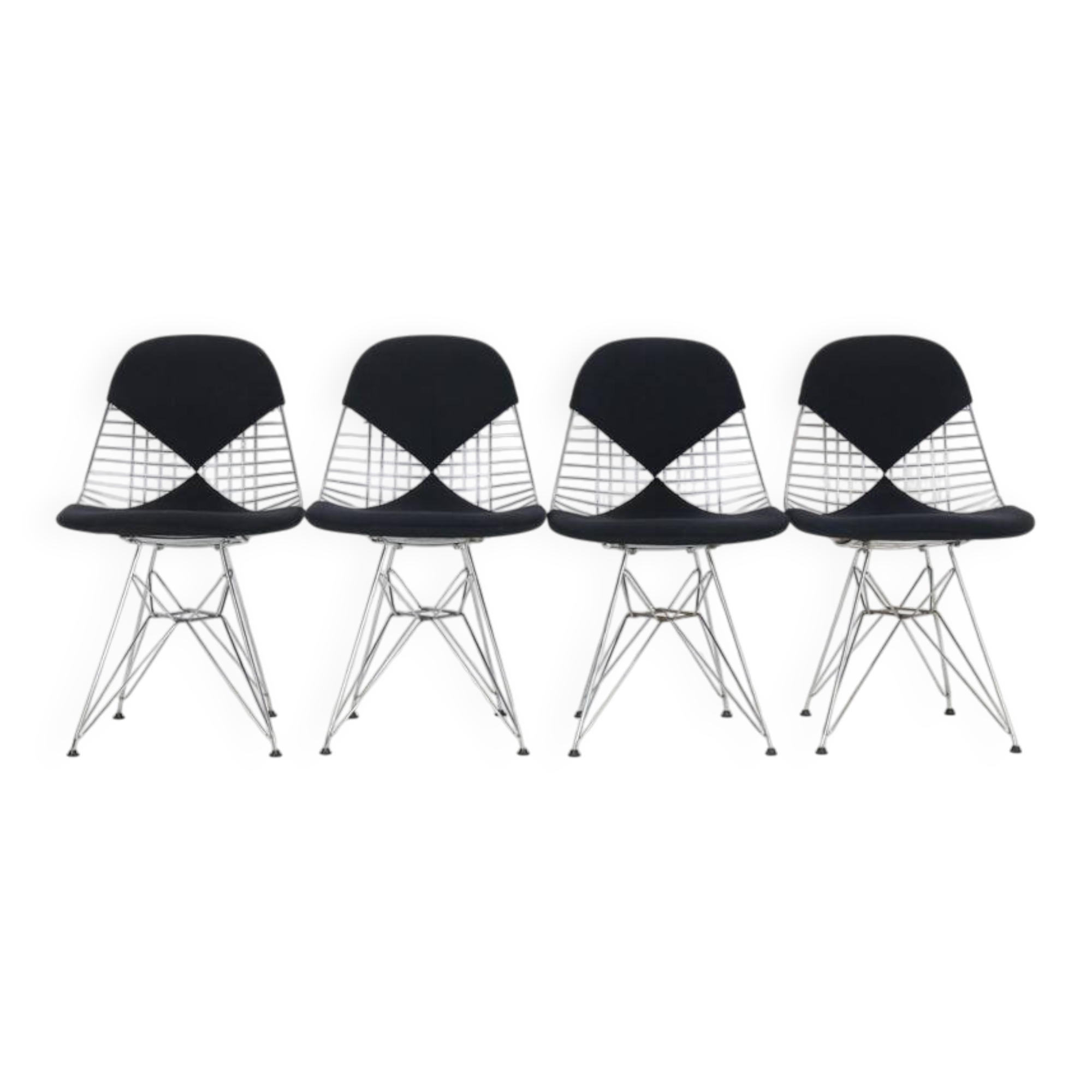 Set of 4 “DKR-2” wire chairs with “Bikini” by Charles & Ray Eames for Herman Miller / Mid-century modern design / 1950s / 1960s