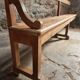 Grand banc ancien en bois avec dossier – fin XIXe siècle, pin et chêne