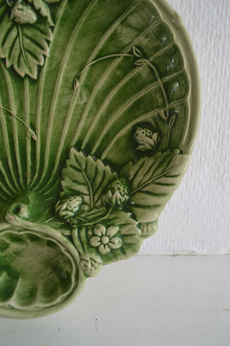 Ceramic dish in the shape of a scallop made in Portugal