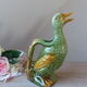 Pichet ou carafe zoomorphe canard en barbotine vert et jaune
