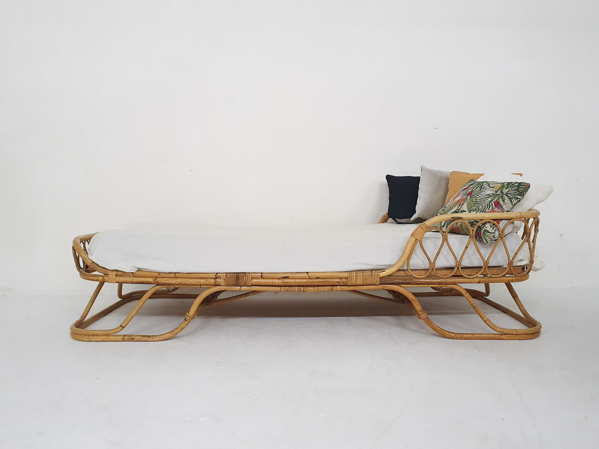 Vintage rattan daybed, The Netherlands 1960's