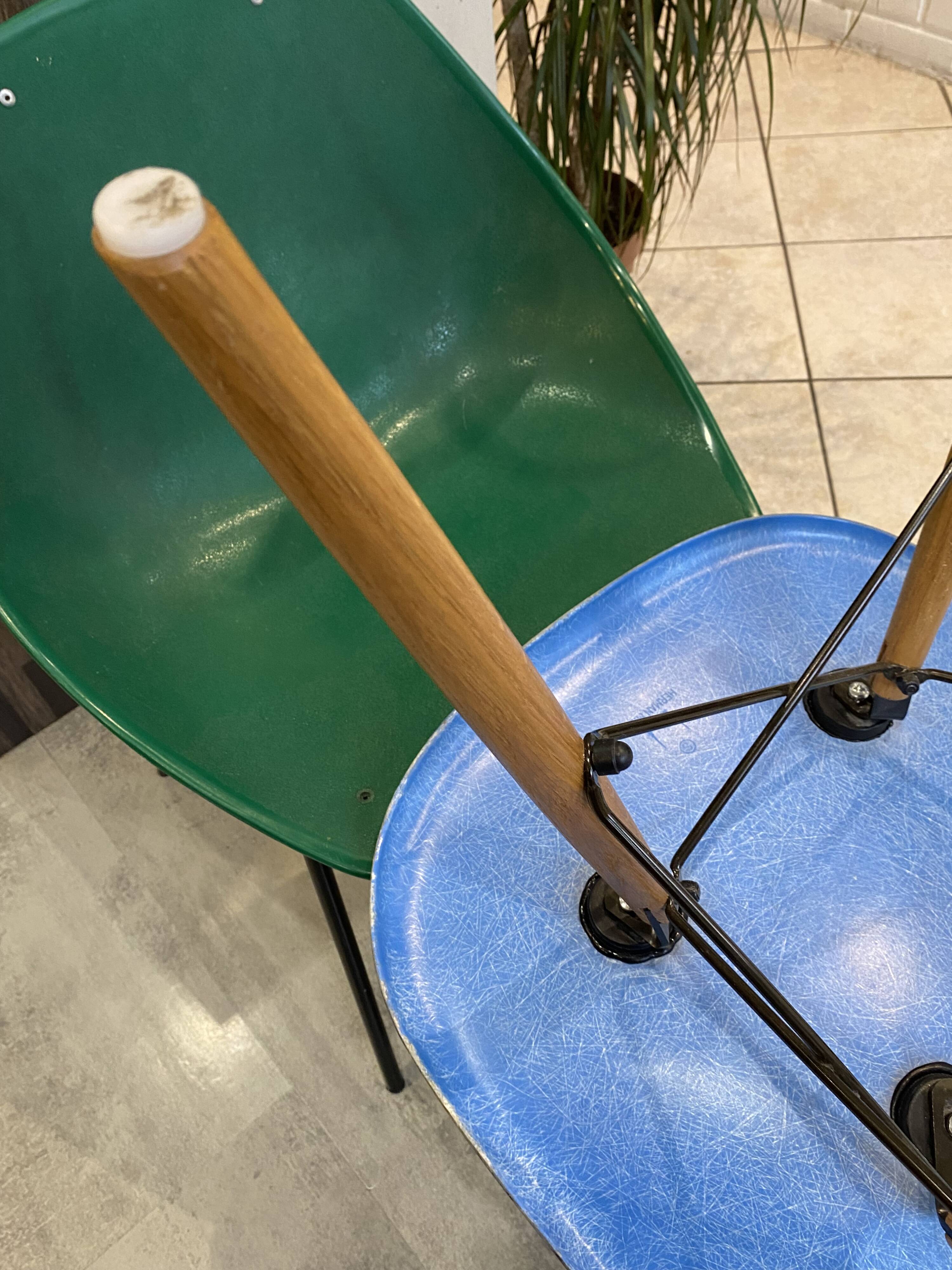 DSW chair turquoise fibre with oak dowel, light oak, Eames, Herman Miller.