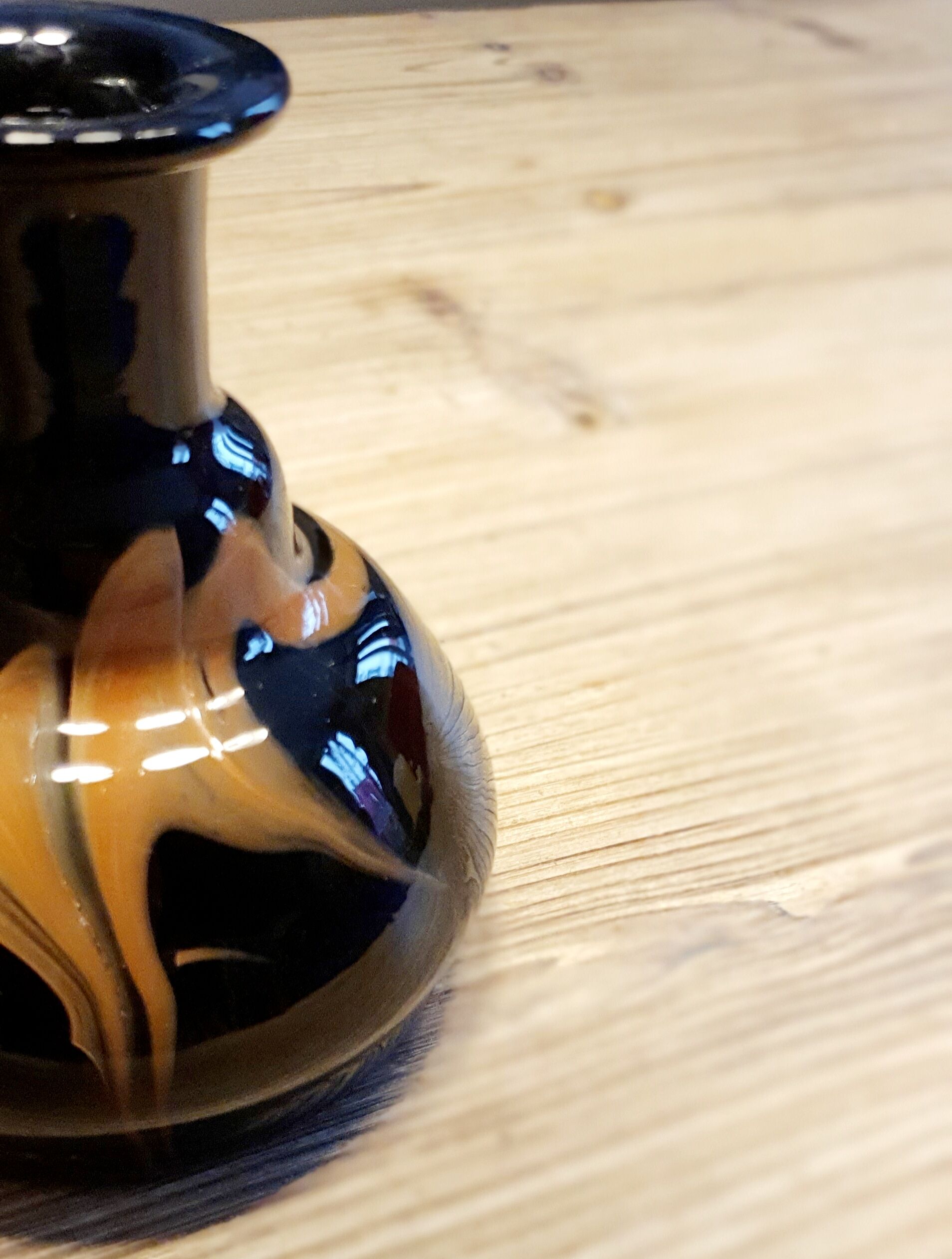 Soliflore vase in marbled glass signed Maure Viel