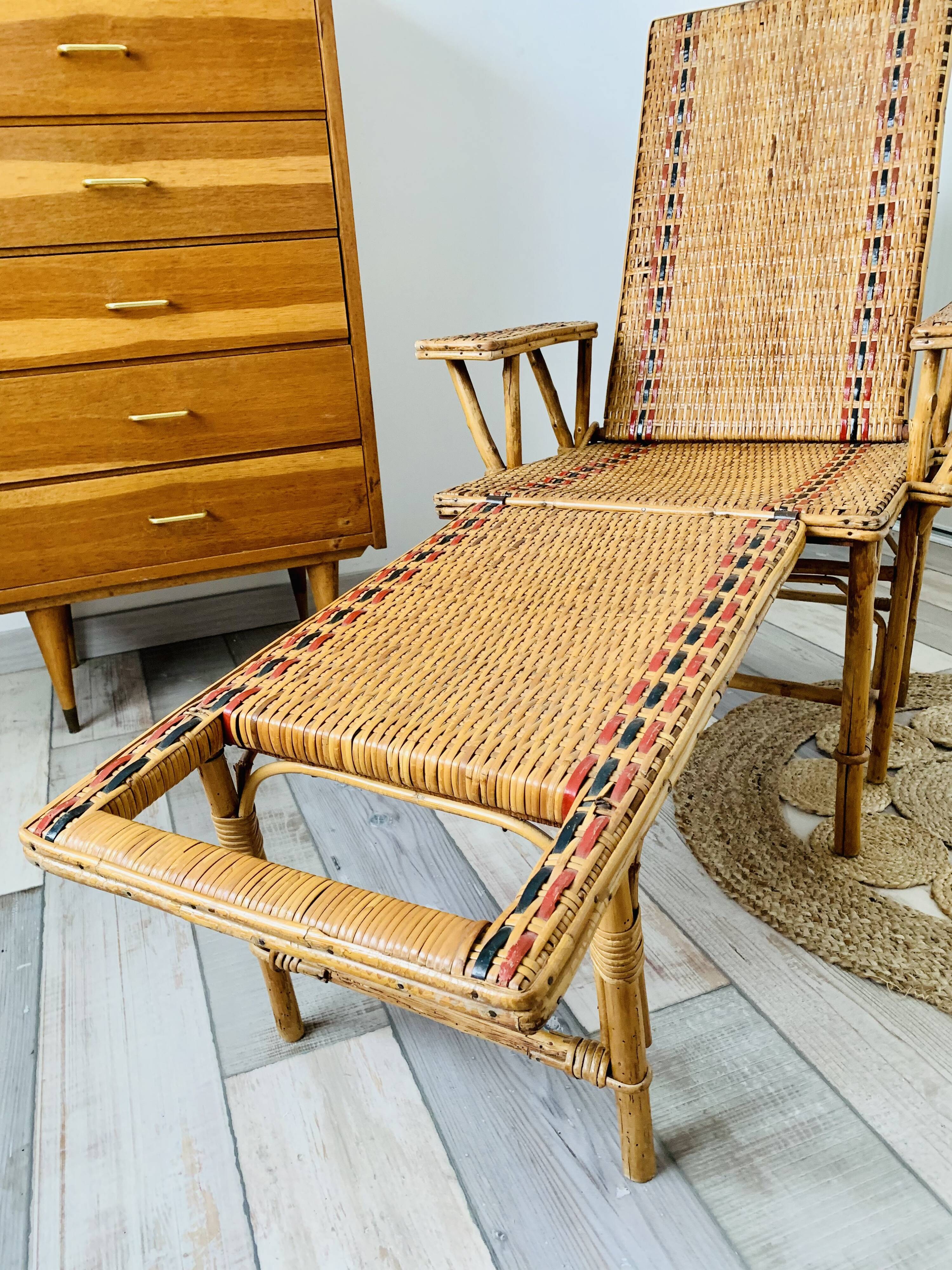 Antique chaise longue