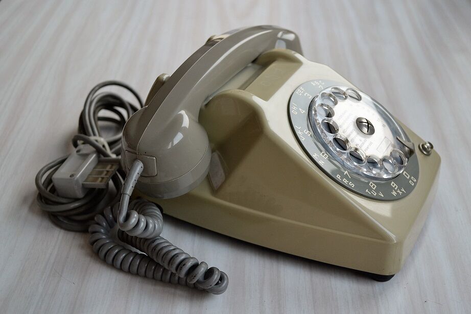 Telephone Socotel S63 gray dial vintage 1980