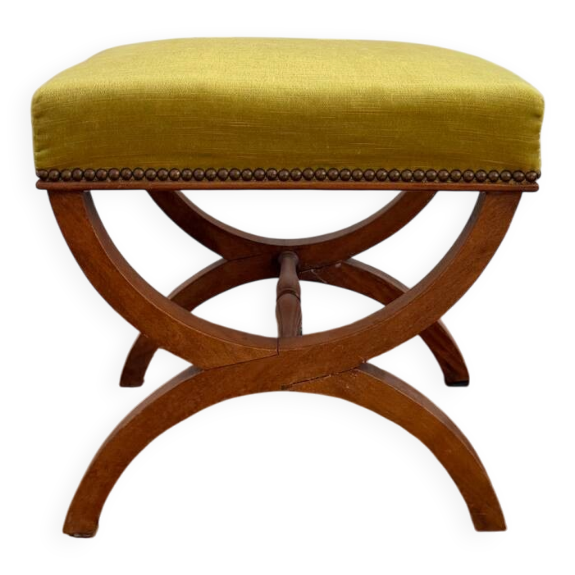 Tabouret curule ancien — noyer, tissu chartreuse, clous laiton
