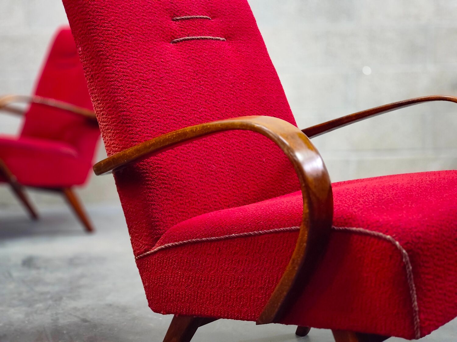 Pair of armchairs 6952 by Jaroslav Smidek for Ton, ex Czechoslovakia