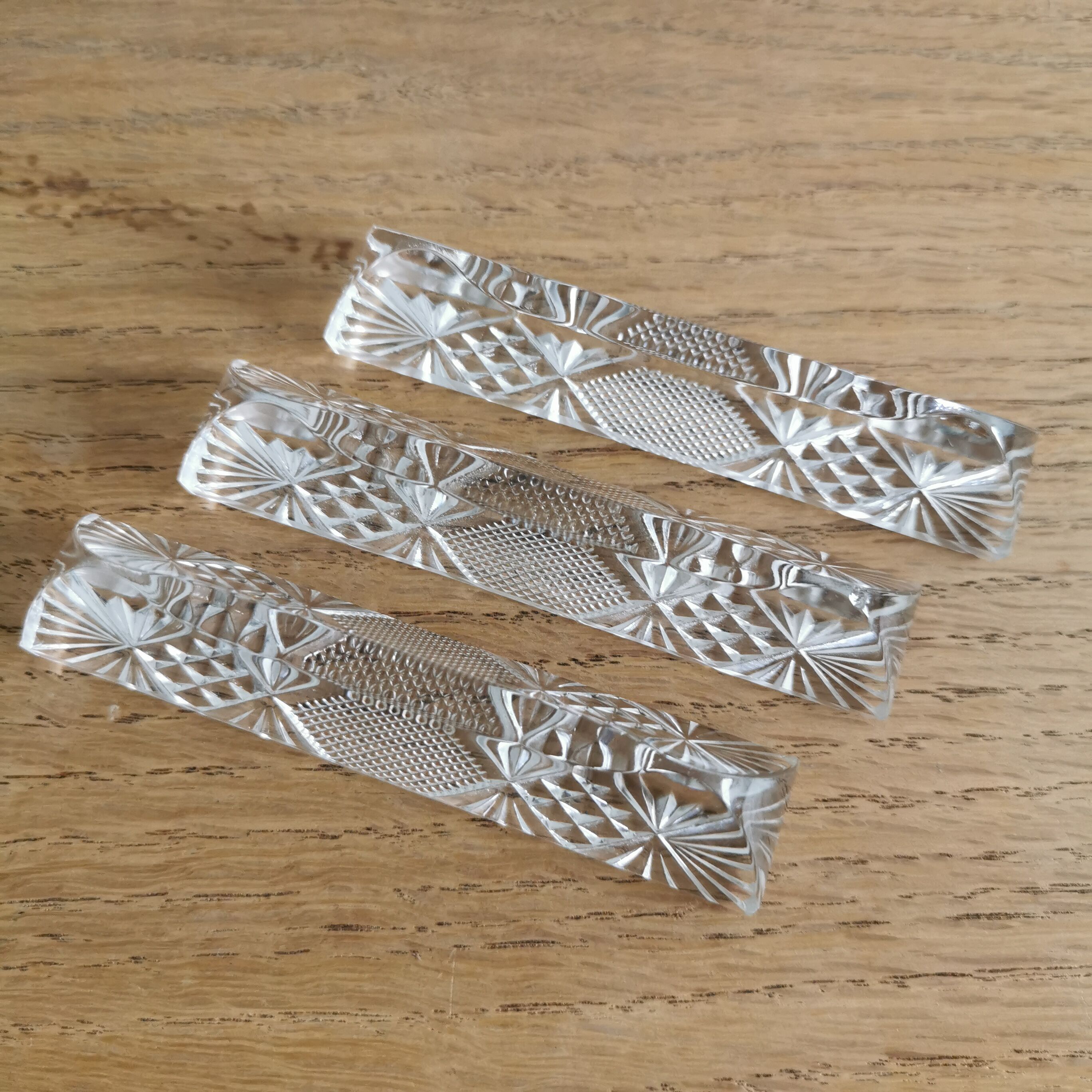Crystal knife holders