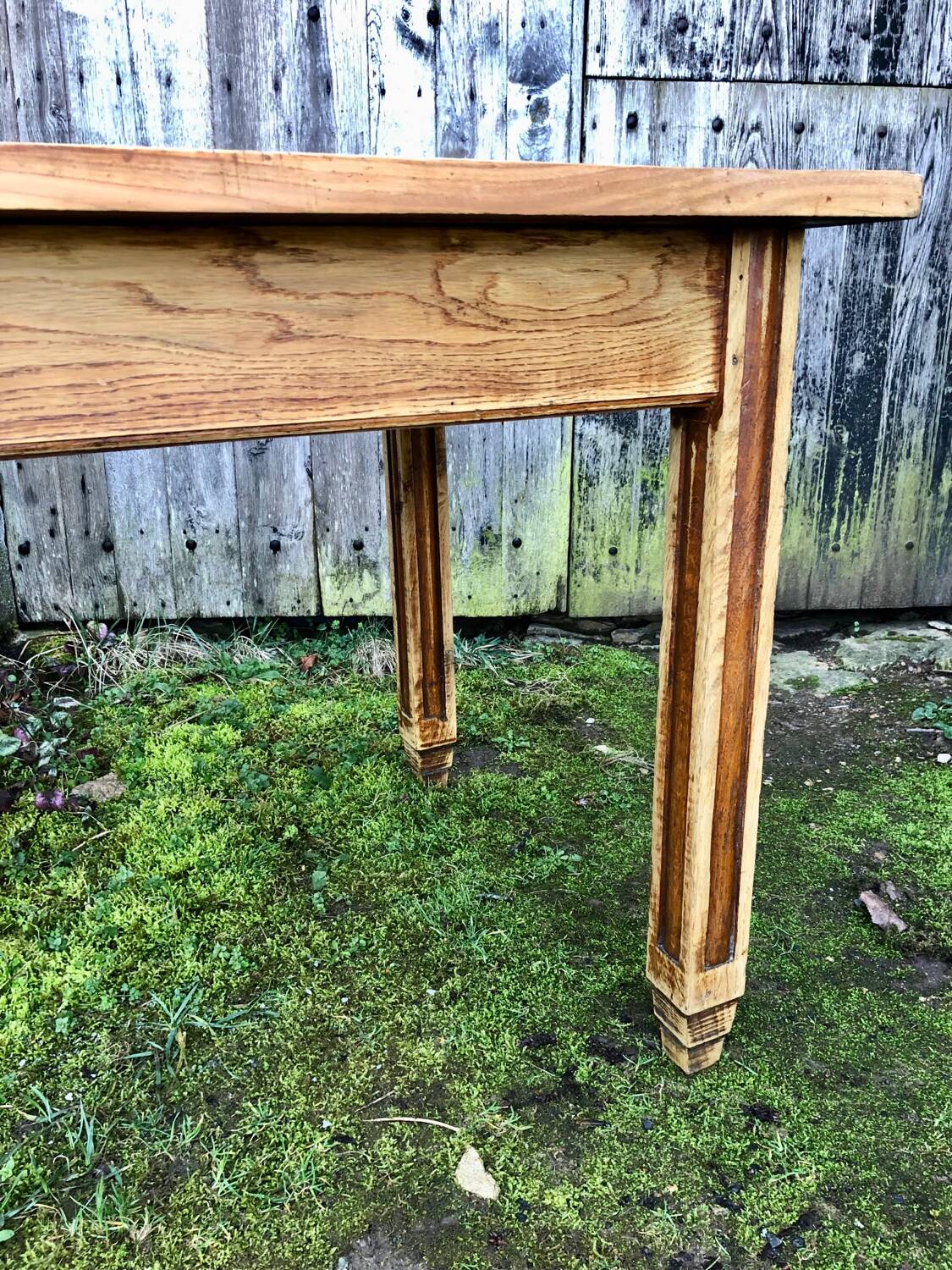 Art deco bistro table