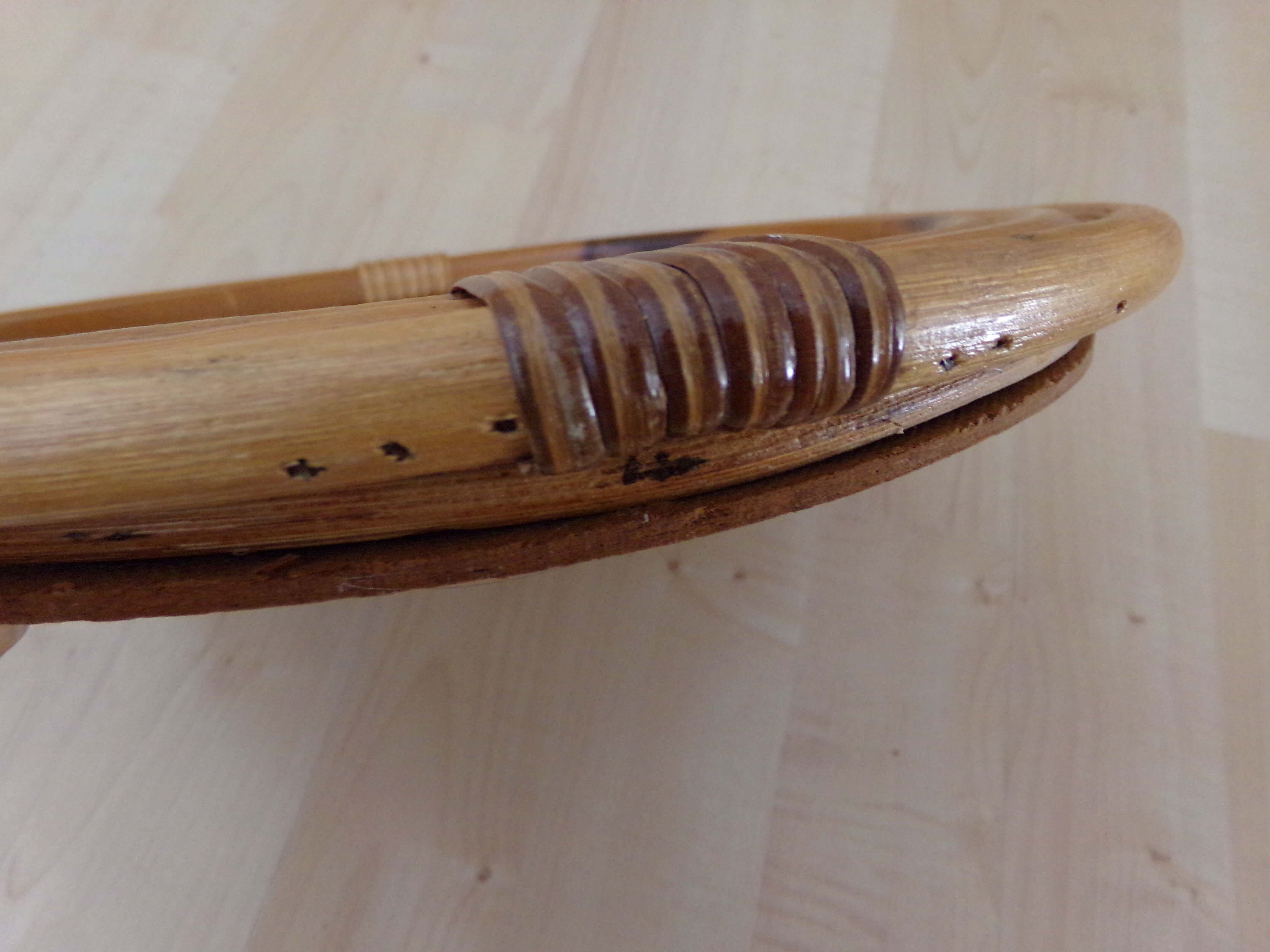 Round bamboo mirror - 27cm