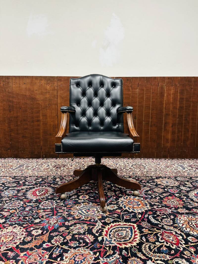 English President Chair Black Office chair black