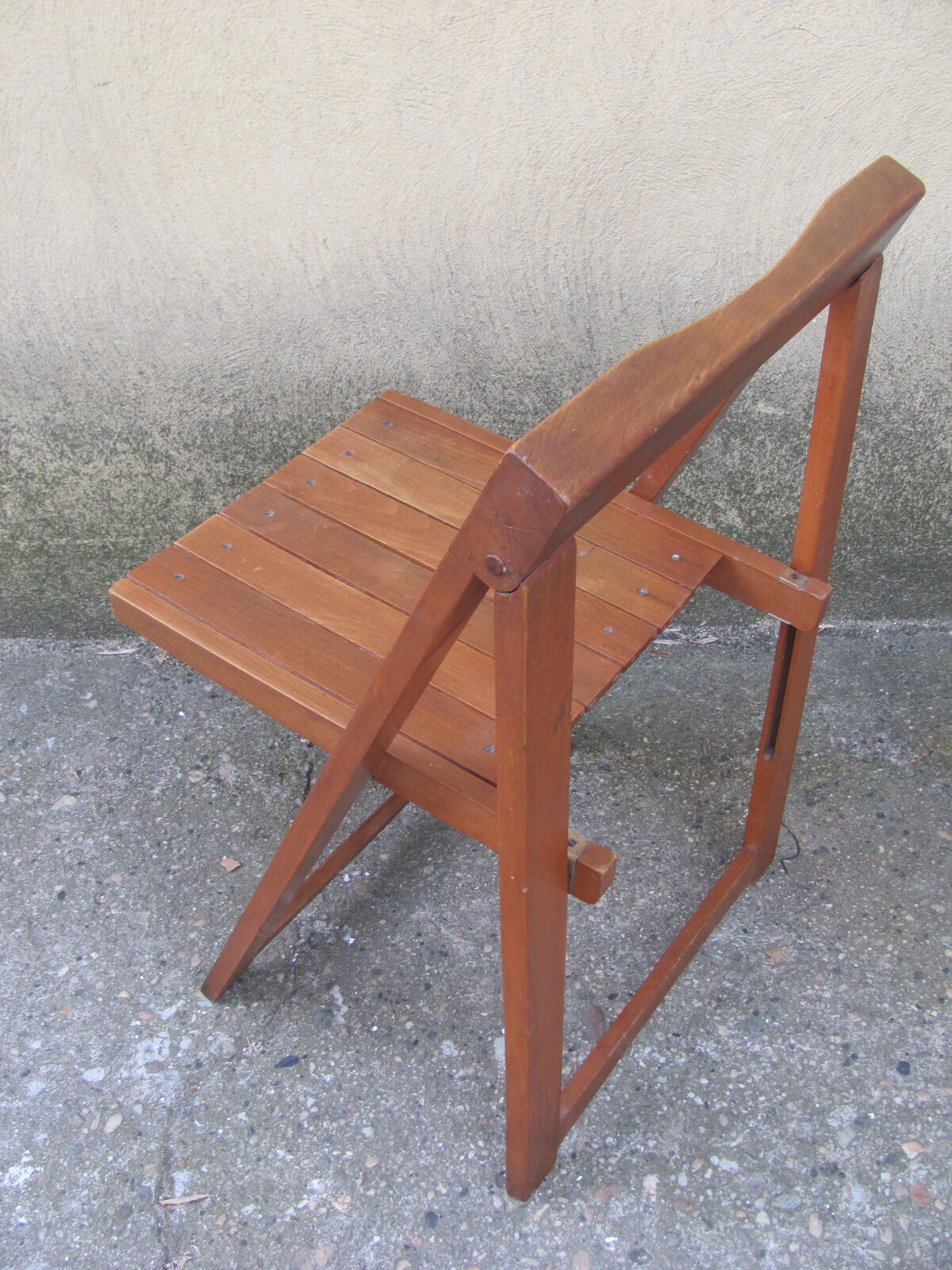 Folding chair